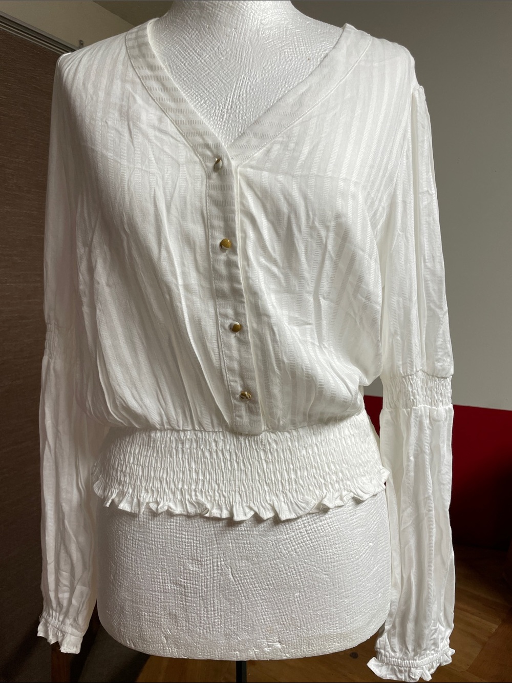 Hem & Thread Ivory V-Neck Smocked Waist Long Sleeve Top NWT